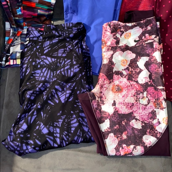 Women’s workout pants bundle - Picture 3 of 3